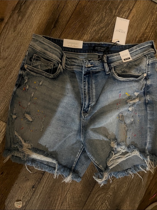 Judy Blue Pants - Judy Blue Light Wash Distressed Denim Shorts with Paint Splatter